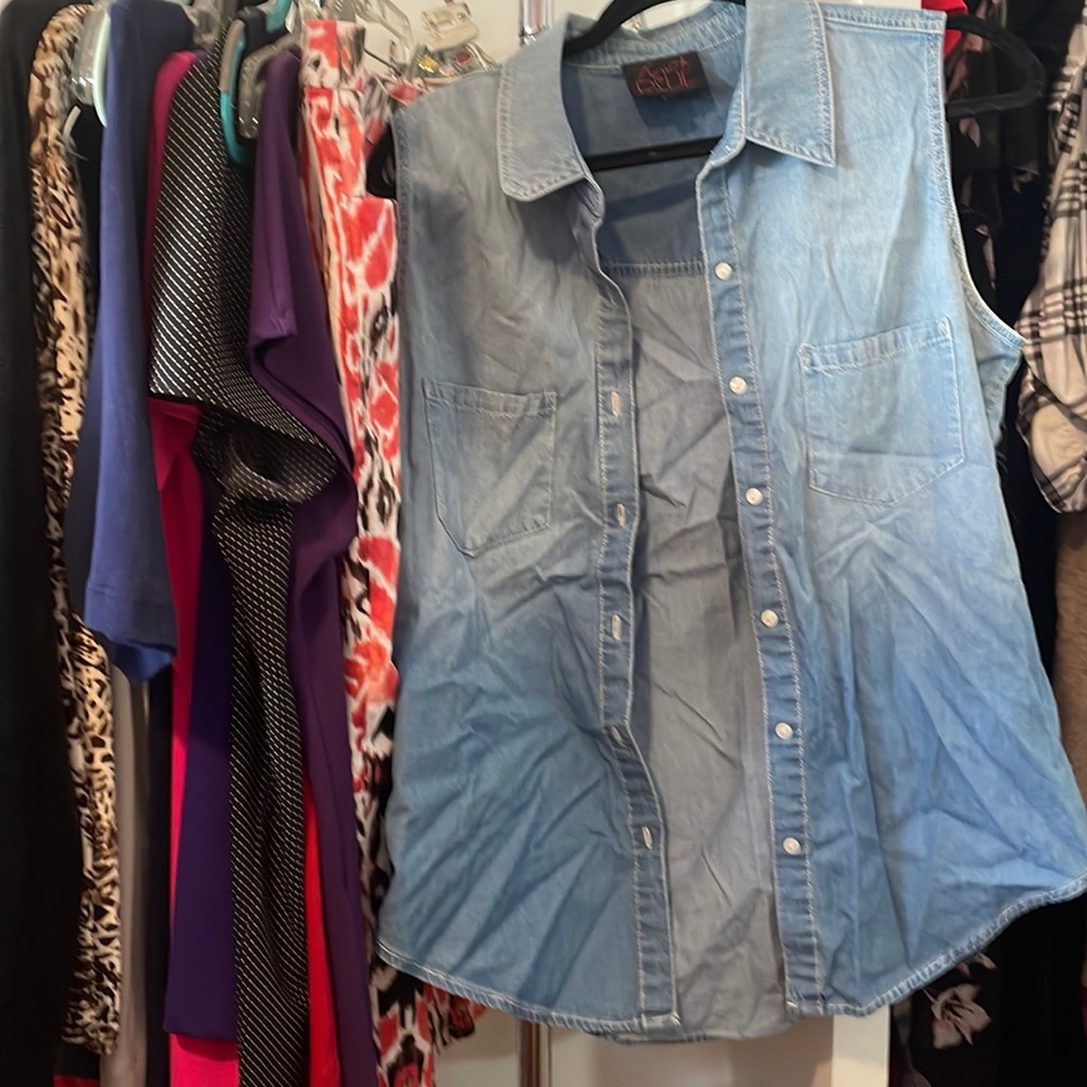 Denim lightweight vest